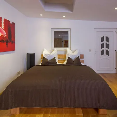 Kaltenborn Apartment *