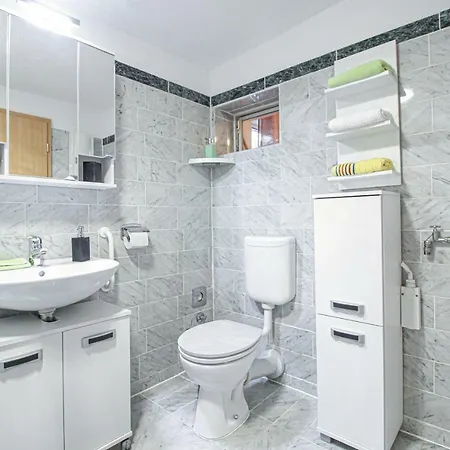 Kaltenborn Lägenhet *