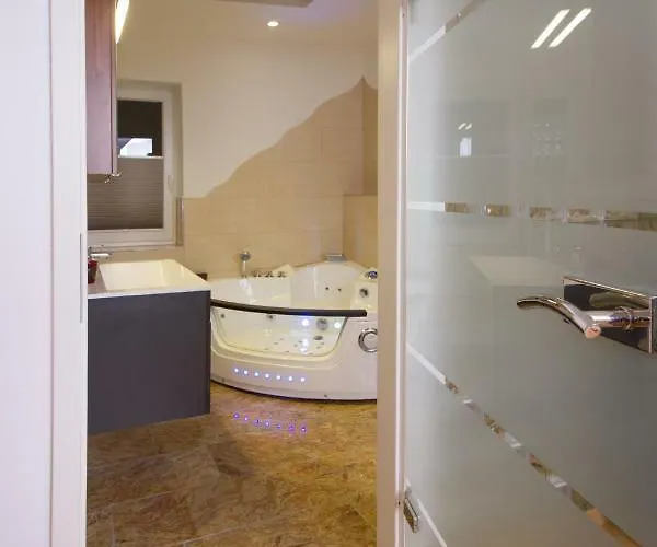 Kaltenborn Apartment *