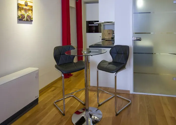 Kaltenborn Apartment